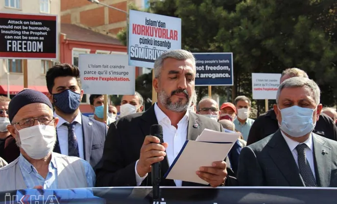 Macron'un İslam düşmanlığı Elâzığ'da tel'in edildi