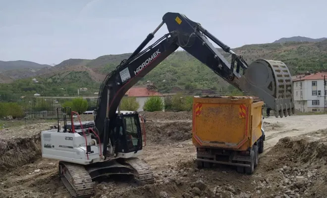 ​Palu Anadolu Lisesinin yapımına başlandı 