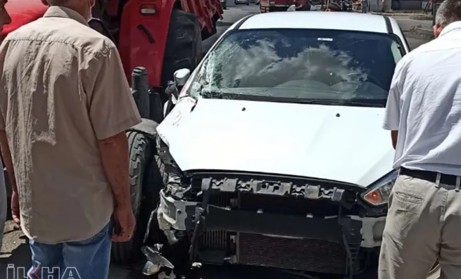 Elazığ'da maddi hasarlı kaza 