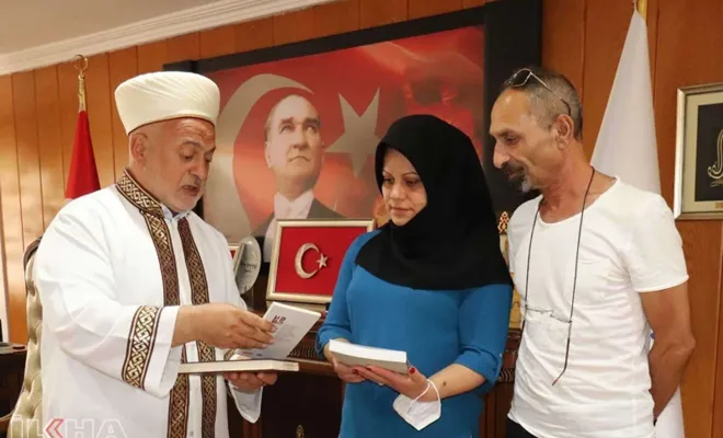 Gürcistan vatandaşı Nino Miladze Müslüman oldu  