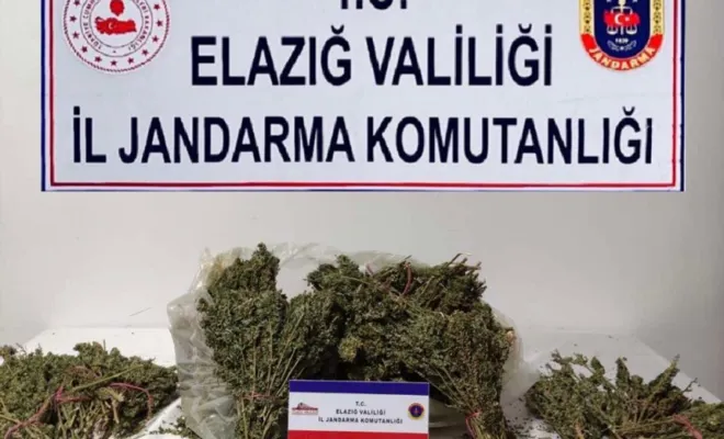 Elazığ'da Şüpheli araçta 4,5 kilogram uyuşturucu ele geçirildi