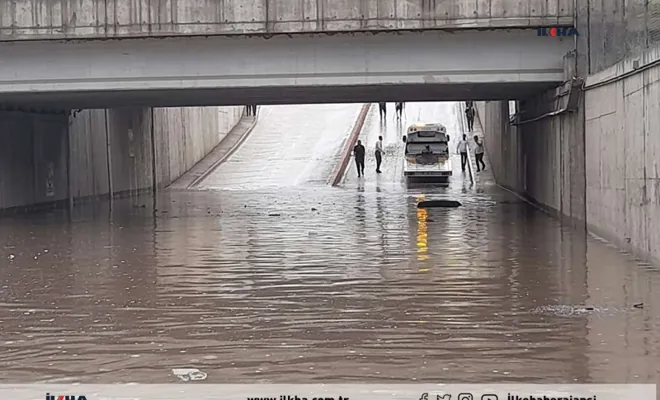 Elazığ'da sağanak ve dolu etkili oldu