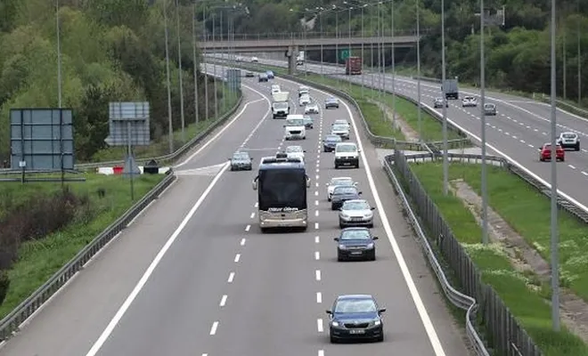Bazı otoyollarda hız sınırı artırılıyor