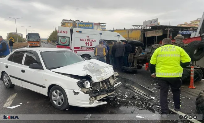 Kovancılar`da kavşaktan dönen traktör otomobil ile çarpıştı: 1 yaralı