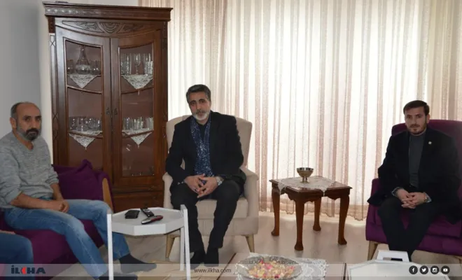 HÜDA PAR Sözcüsü Emiroğlu, Elazığ'da depremzede aileleri ziyaret etti 