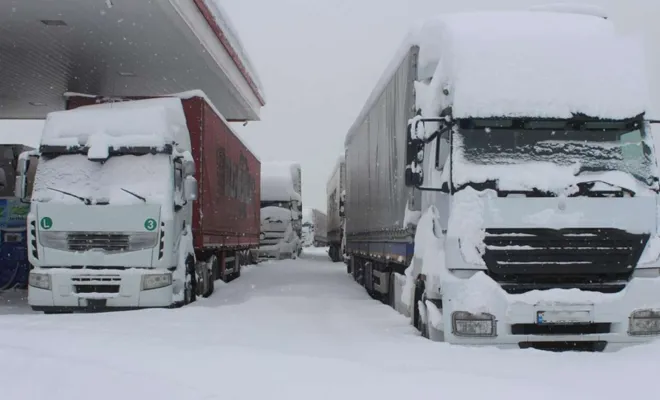 Elazığ-Bingöl kara yolu tır trafiğine kapatıldı 