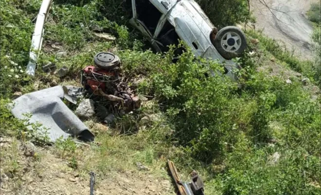 Elazığ'da Otomobil Uçuruma Yuvarlandı: 2 Ölü, 1 Yaralı