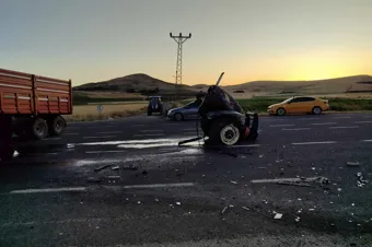 Palu Kavşağında Kırmızı Işık İhlali: Yaya Ağır Yaralandı