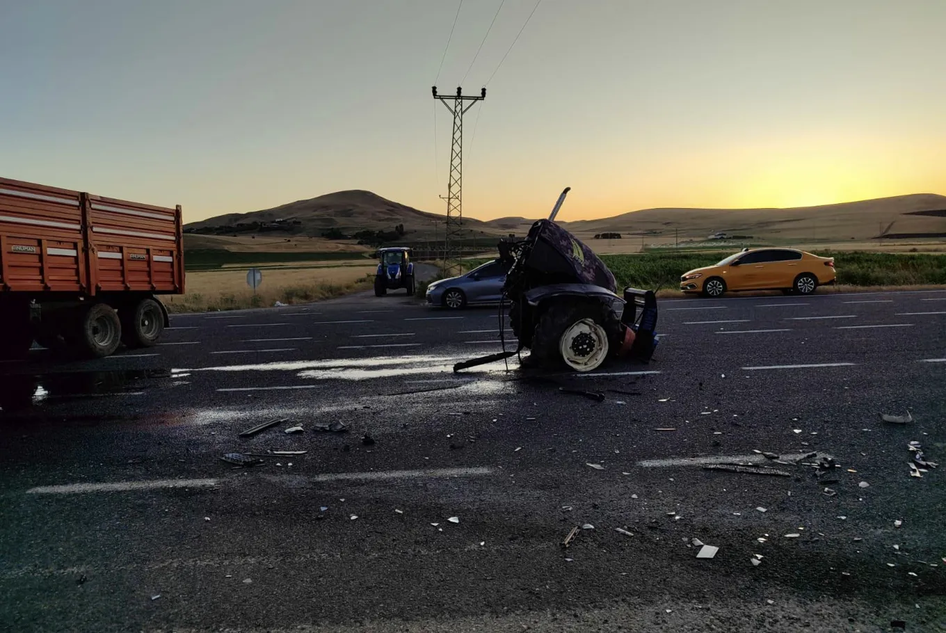 Palu Kavşağında Kırmızı Işık İhlali: Yaya Ağır Yaralandı